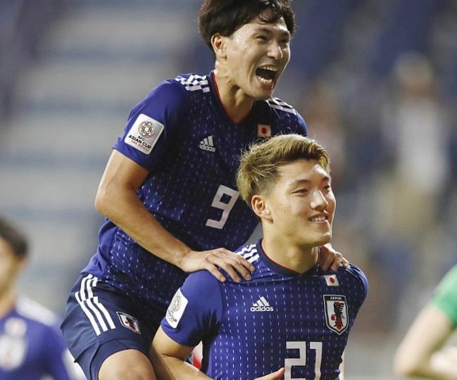 尤文图斯一球小胜晋级，半决赛轻松晋级